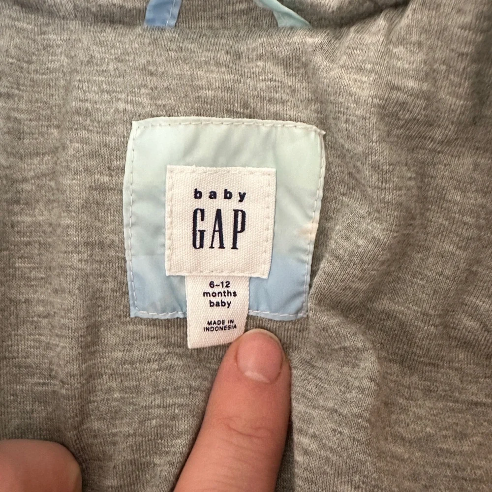 GAP BABY Puffer Jacket WORN ONCE Girls Pink Ombre Bear Hood size 6-12M